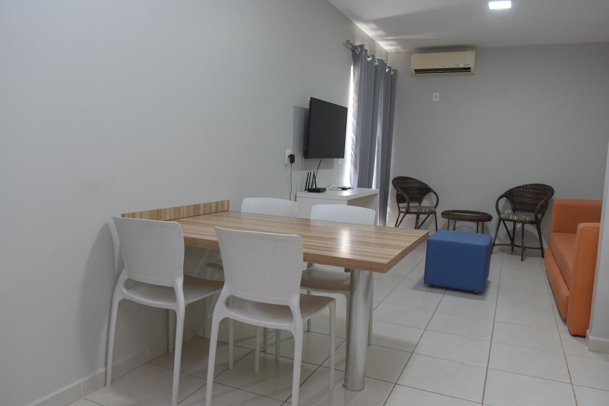Apartamento Enseada Nautico *