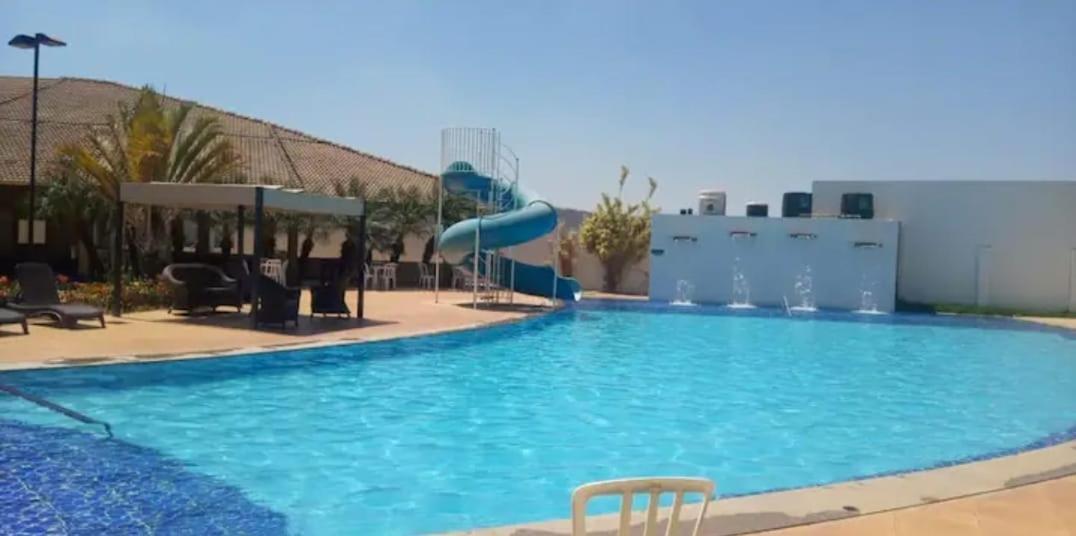 Apartamento Enseada Nautico
